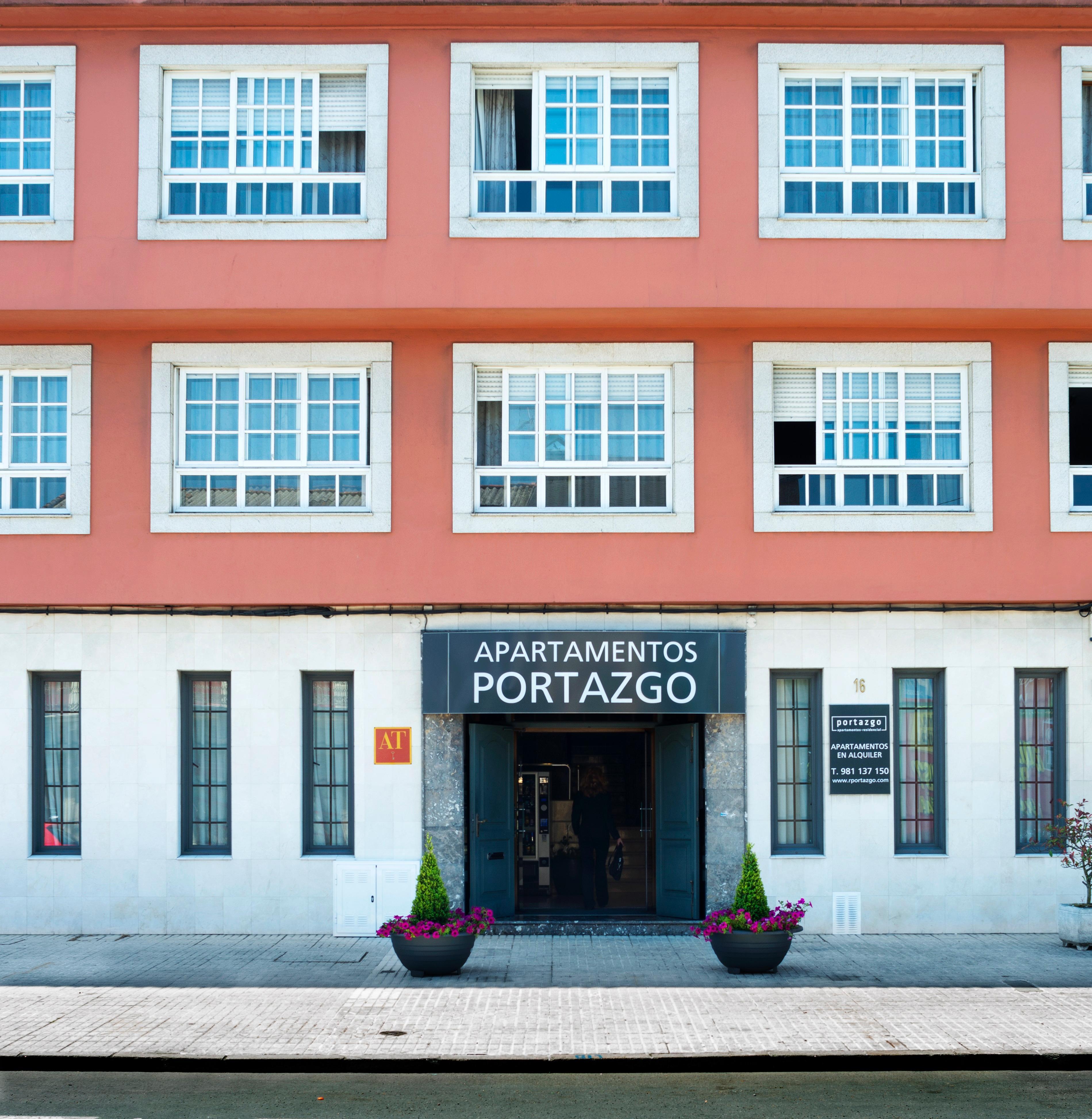 Apartamentos Portazgo La Coruña Esterno foto