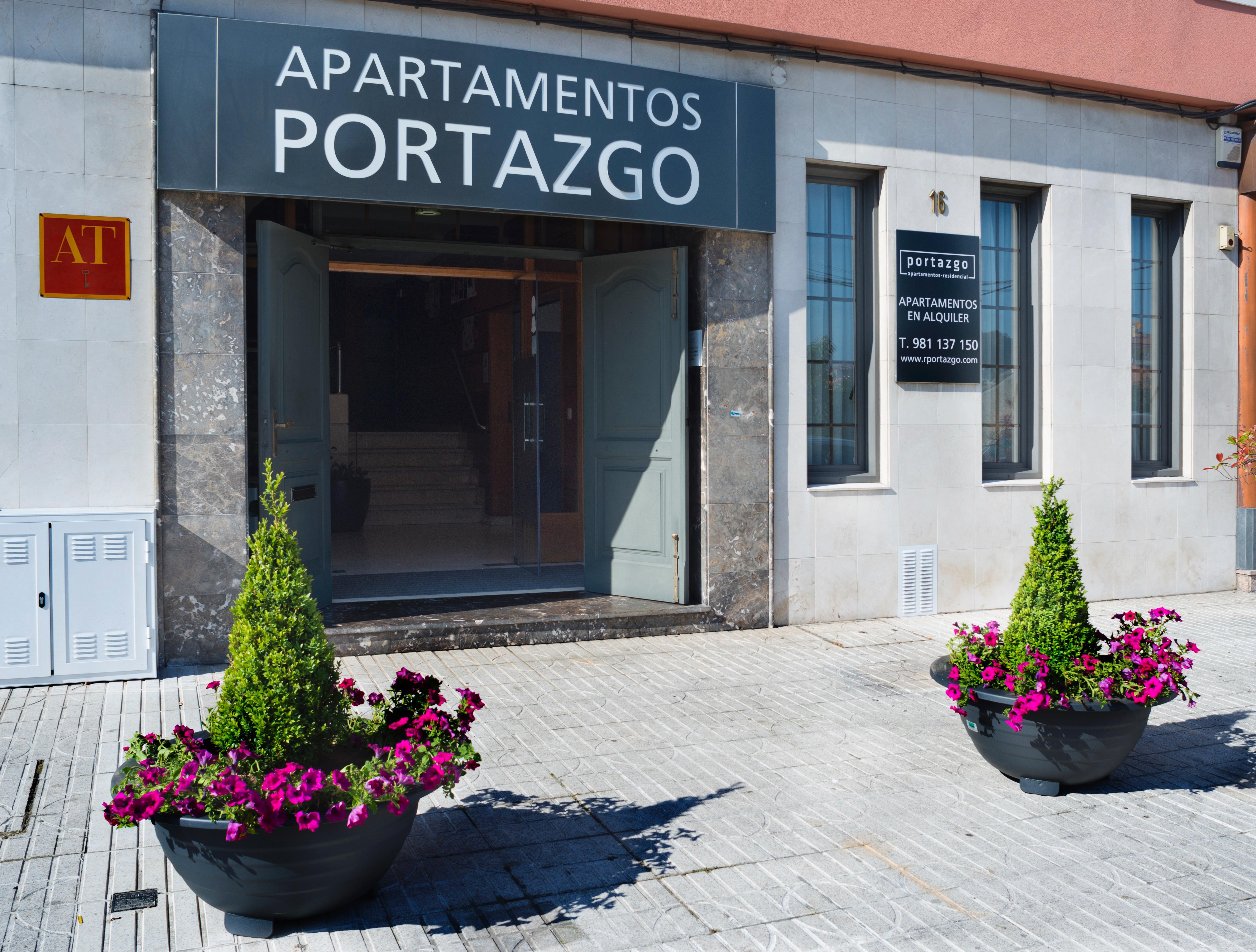 Apartamentos Portazgo La Coruña Esterno foto